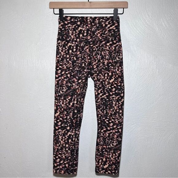 Lululemon Wunder Train High-Rise Crop 21" in Motion Flux Multi - Picture 3 of 7